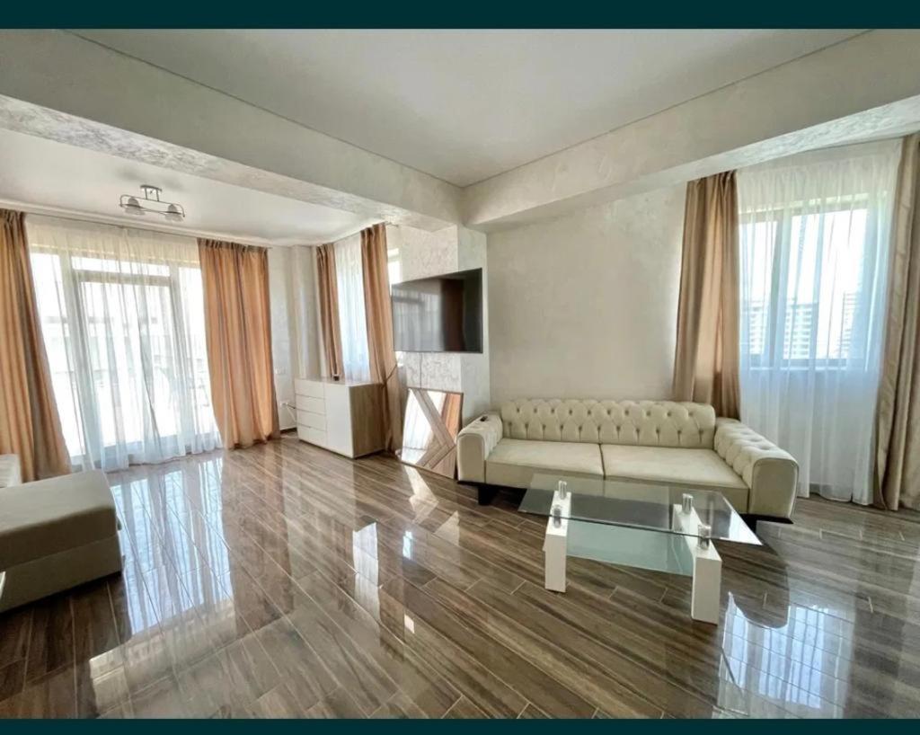 Apartament De Inchiriat Premium Twin Residence , ママイア エクステリア 写真